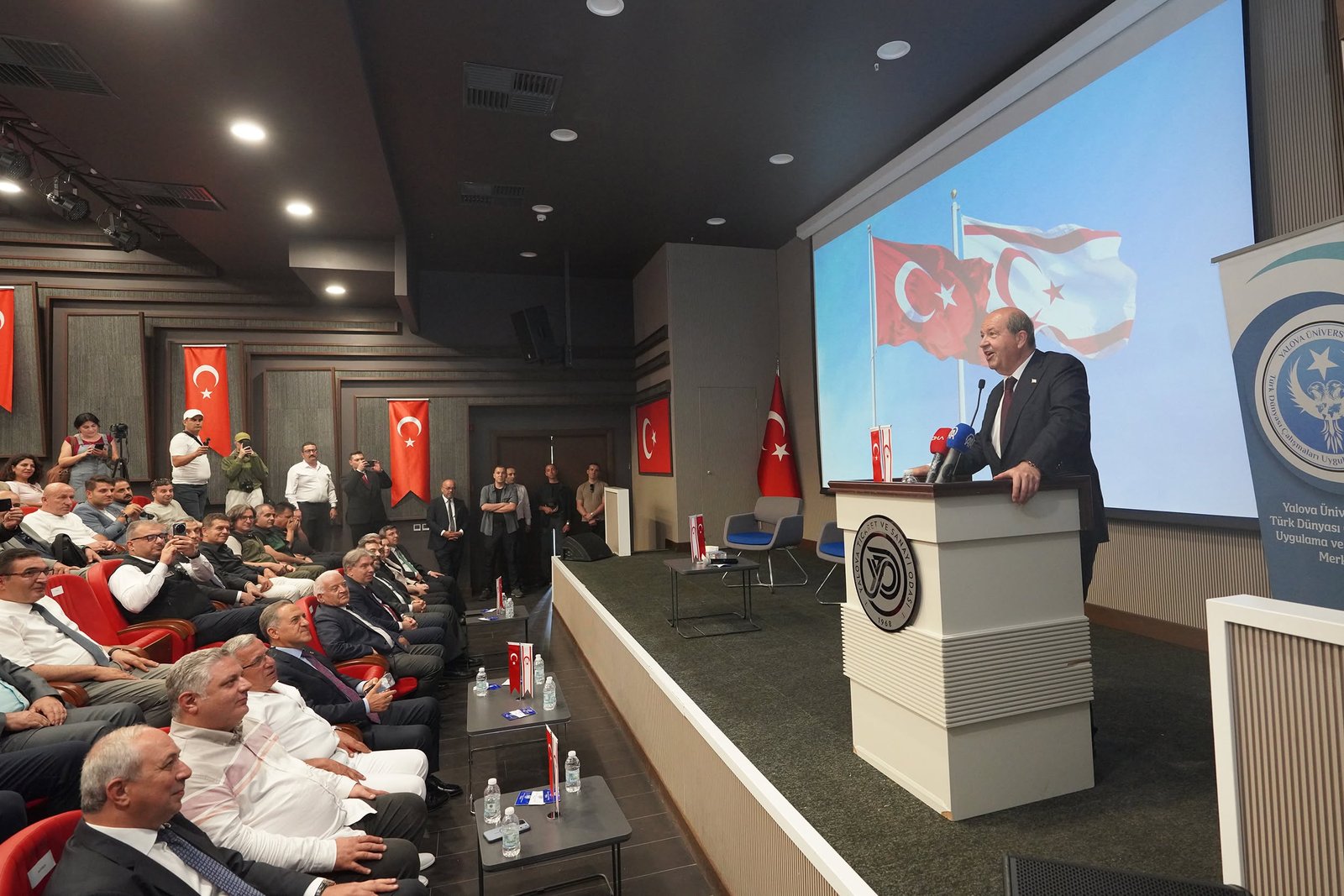 ERSİN TATAR YALOVA'DA KONUŞTU
