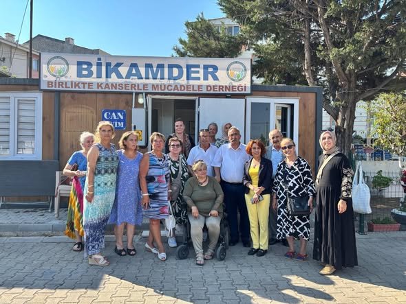 CHP'Lİ KADINLARDAN BİKAMDER'E ZİYARET
