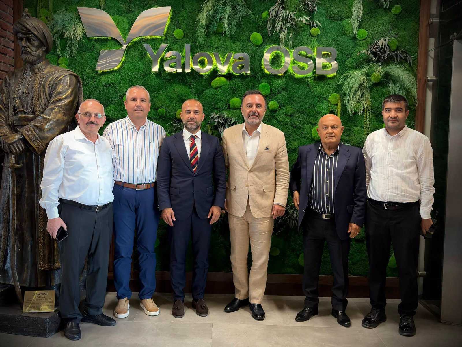 AK PARTİDEN YALOVA OSB'YE ZİYARET