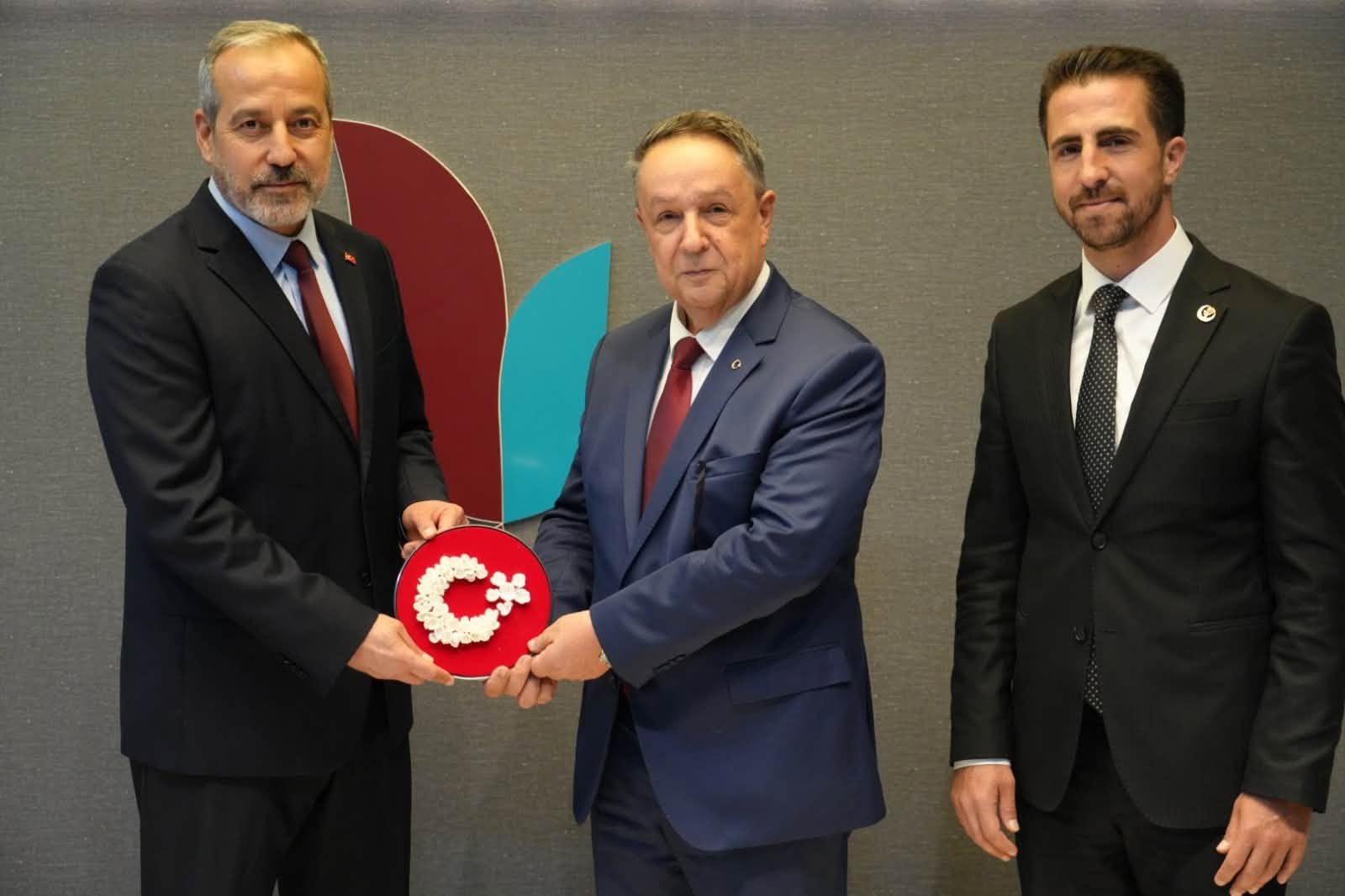 BBP'DEN YALOVA ÜNİVERSİTESİNE ZİYARET
