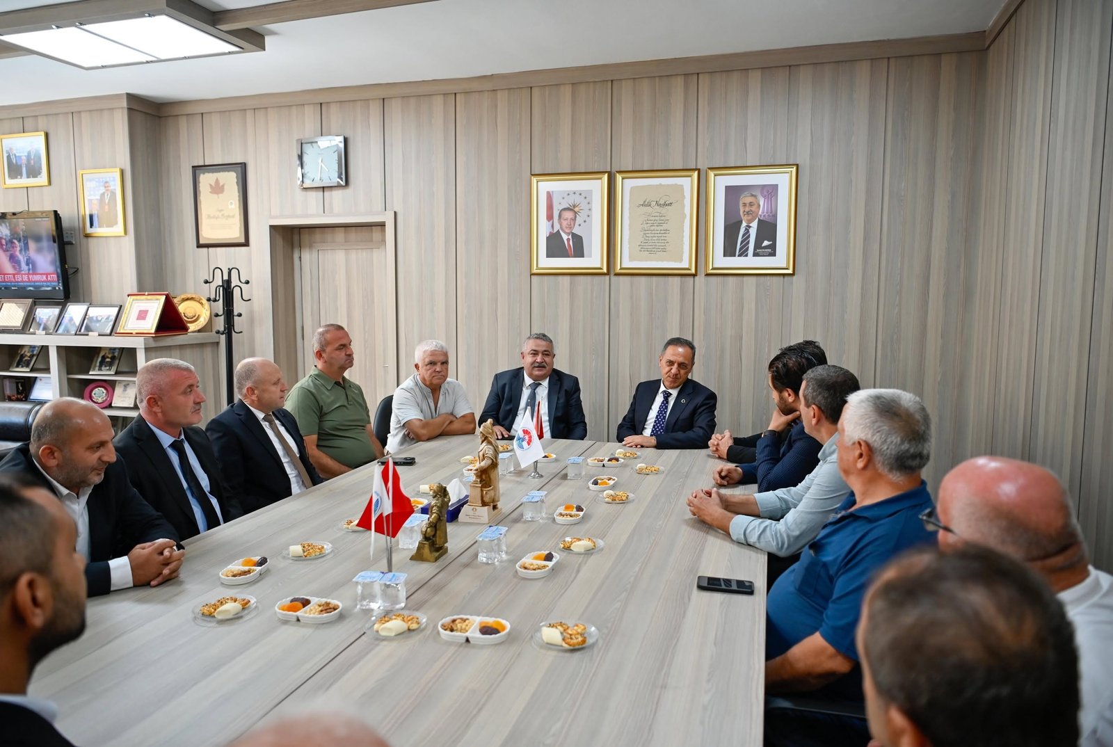 VALİ USTA'DAN YESOB'A  ZİYARET YAPILDI