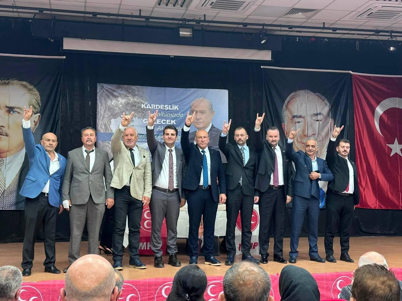MHP YALOVA MERKEZ İLÇE KONGRESİ YAPILDI