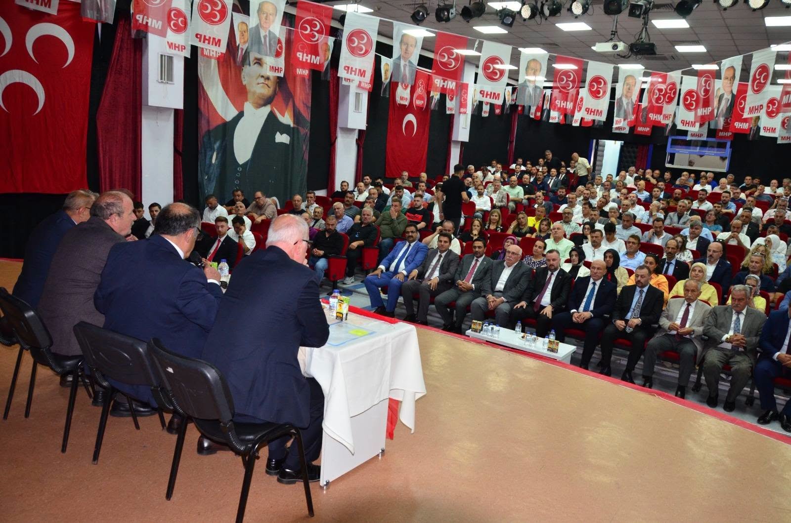 MHP YALOVA MERKEZ İLÇE KONGRESİ YAPILDI