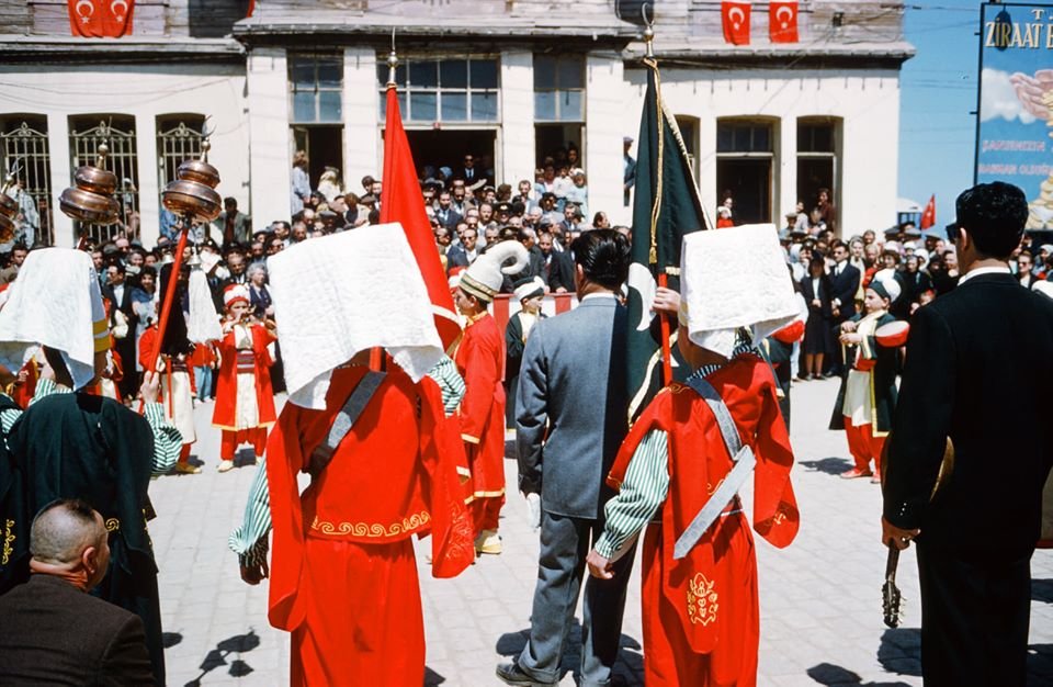 1963 YILINDA YALOVA 23 NİSAN KUTLAMASI