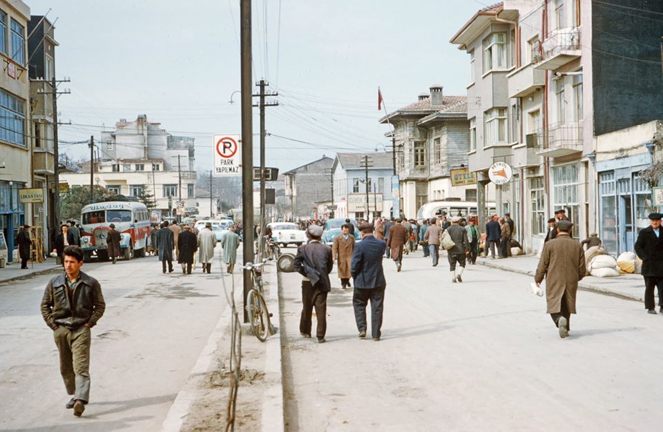 1960 YILI YALOVA'DA BAYRAM SABAHI