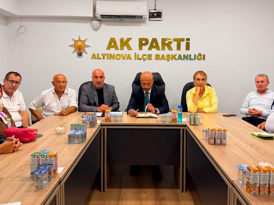 AK PARTİ İLÇE DANIŞMA KURULLARI TOPLANDI