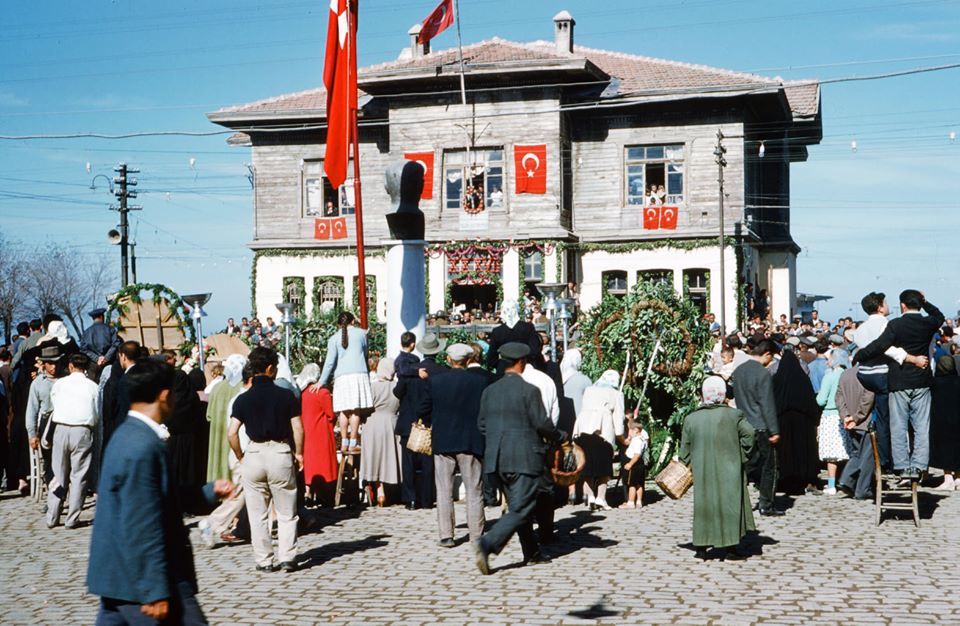 1967 YILINDA YALOVA 29 EKİM KUTLAMASI