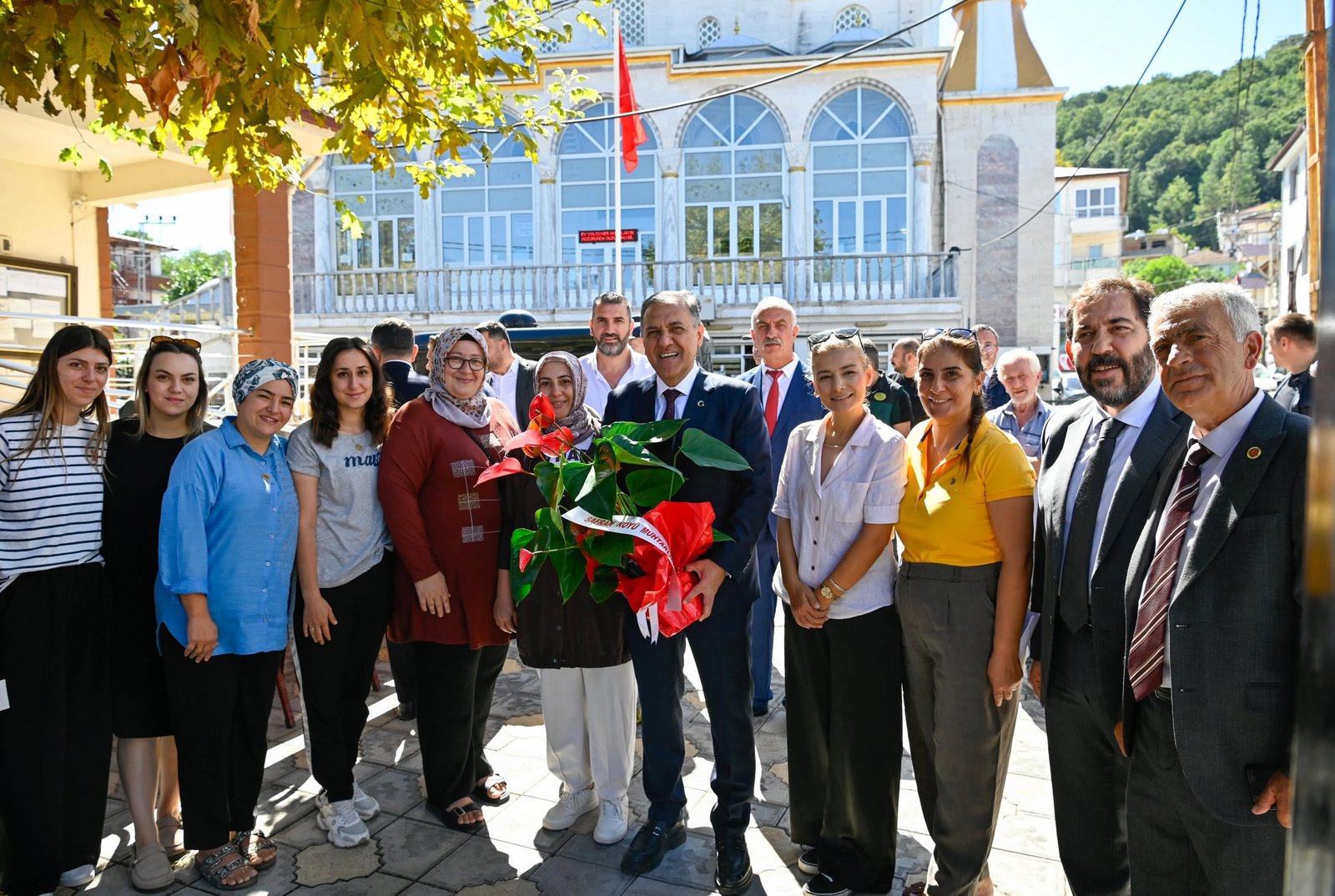 VALİ USTA'DAN YALOVA KÖYLERİNE ZİYARET