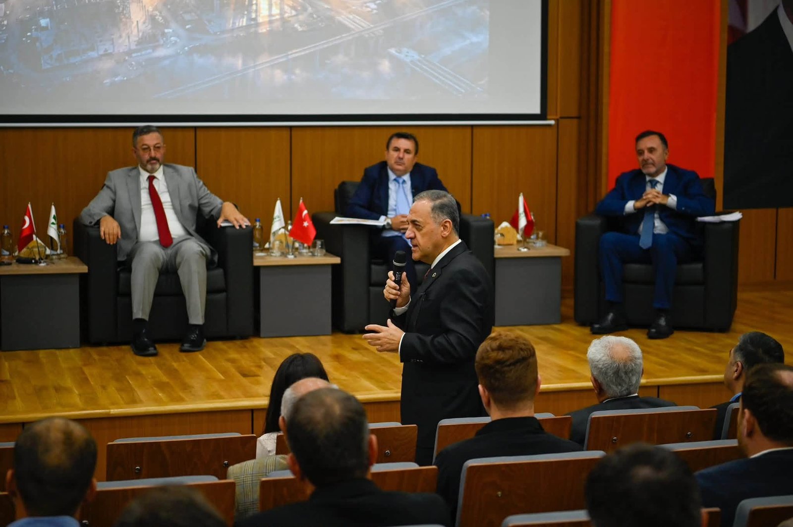 EKONOMİ ZİRVESİ YALOVA OSB'DE YAPILDI