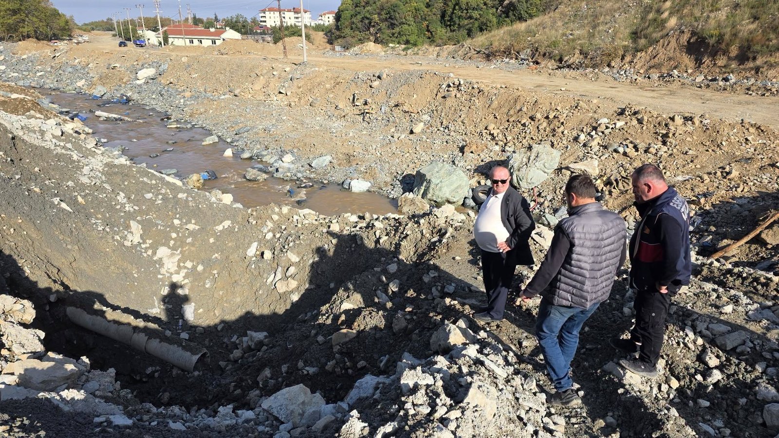 ESENKÖY'DE İÇME SUYU ÇALIŞMALARI
