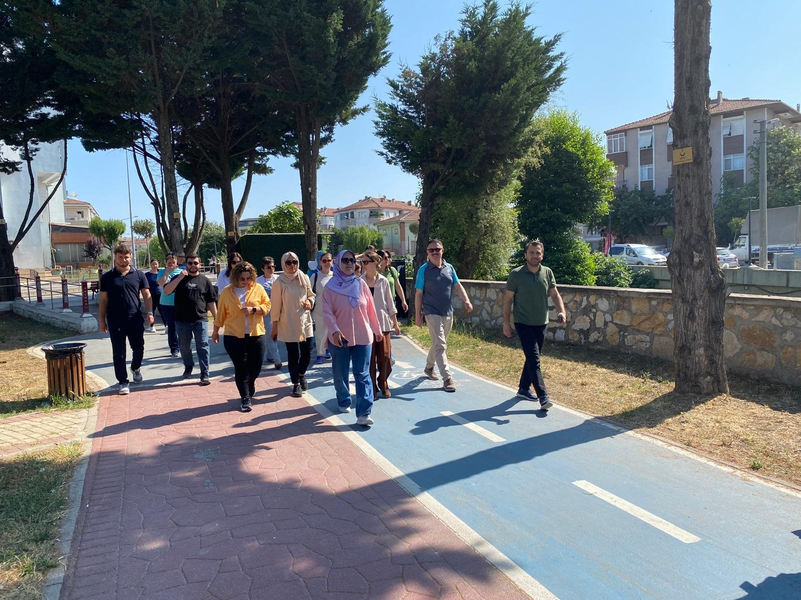 OBEZİTEYE DİKKAT ÇEKMEK İÇİN YÜRÜDÜLER