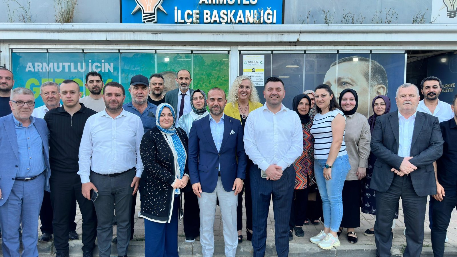 AK PARTİ İLÇE DANIŞMA KURULLARI YAPILDI