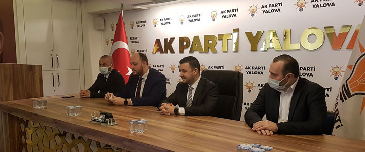 AK PARTİ'DEN 103 AMİRALE TEPKİ 