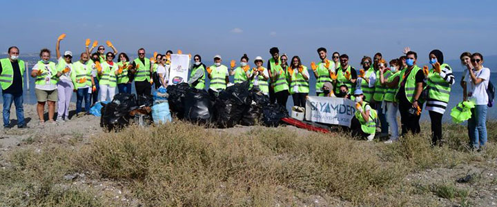 ALTINOVA'DA DÜNYA TEMİZLİK GÜNÜ