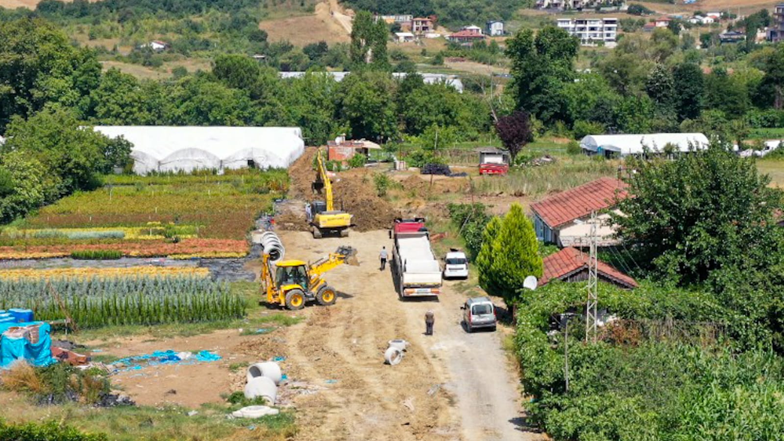 ALTYAPI ÇALIŞMALARI DEVAM EDİYOR