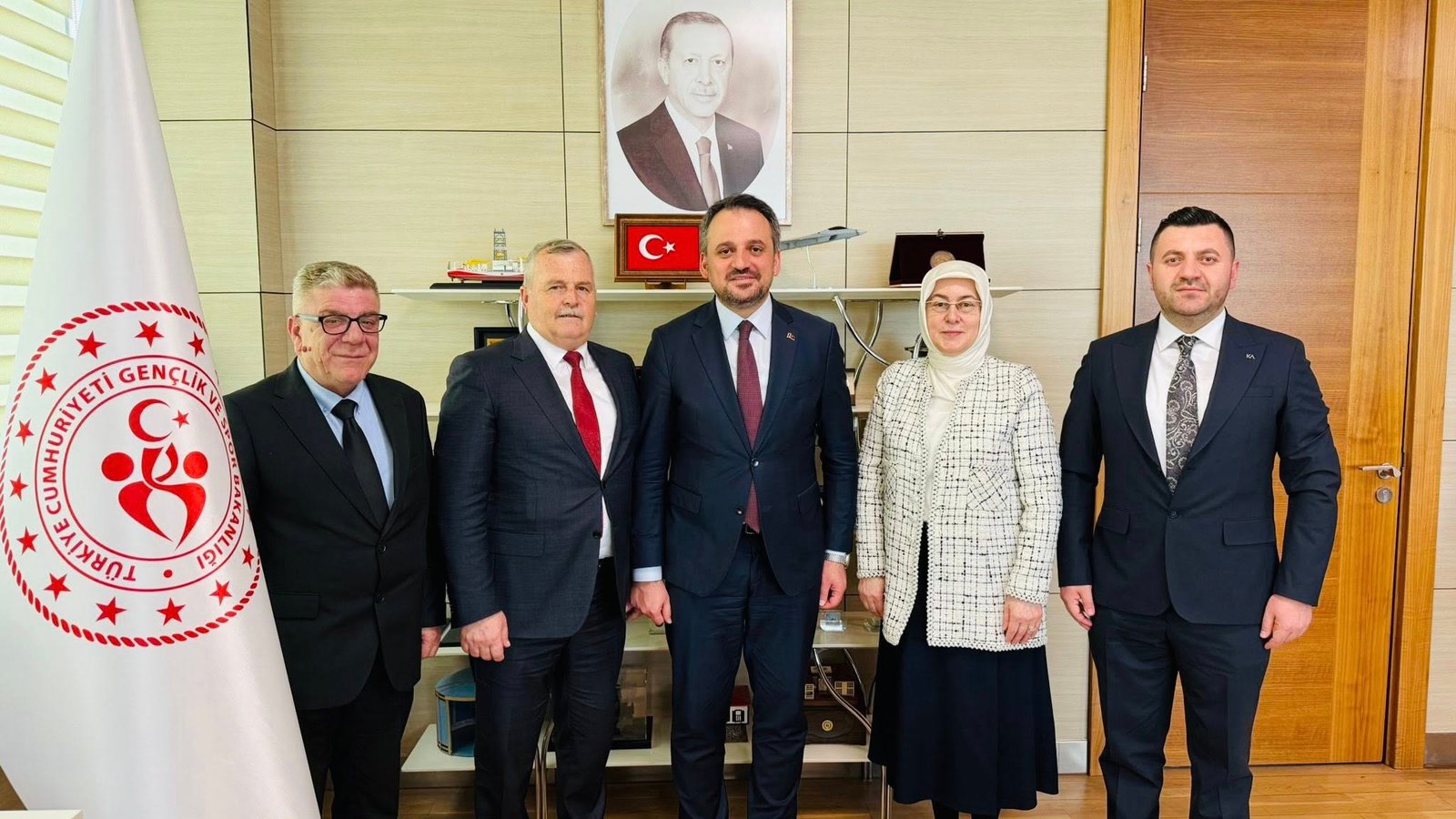 ARMUTLU YENİ YATIRIMLAR İÇİN ANKARA'DA 