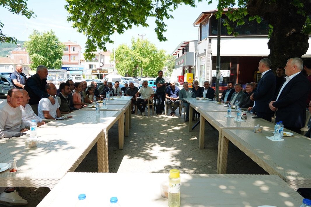 ARMUTLU İLÇESİNDE BAYRAMLAŞMA
