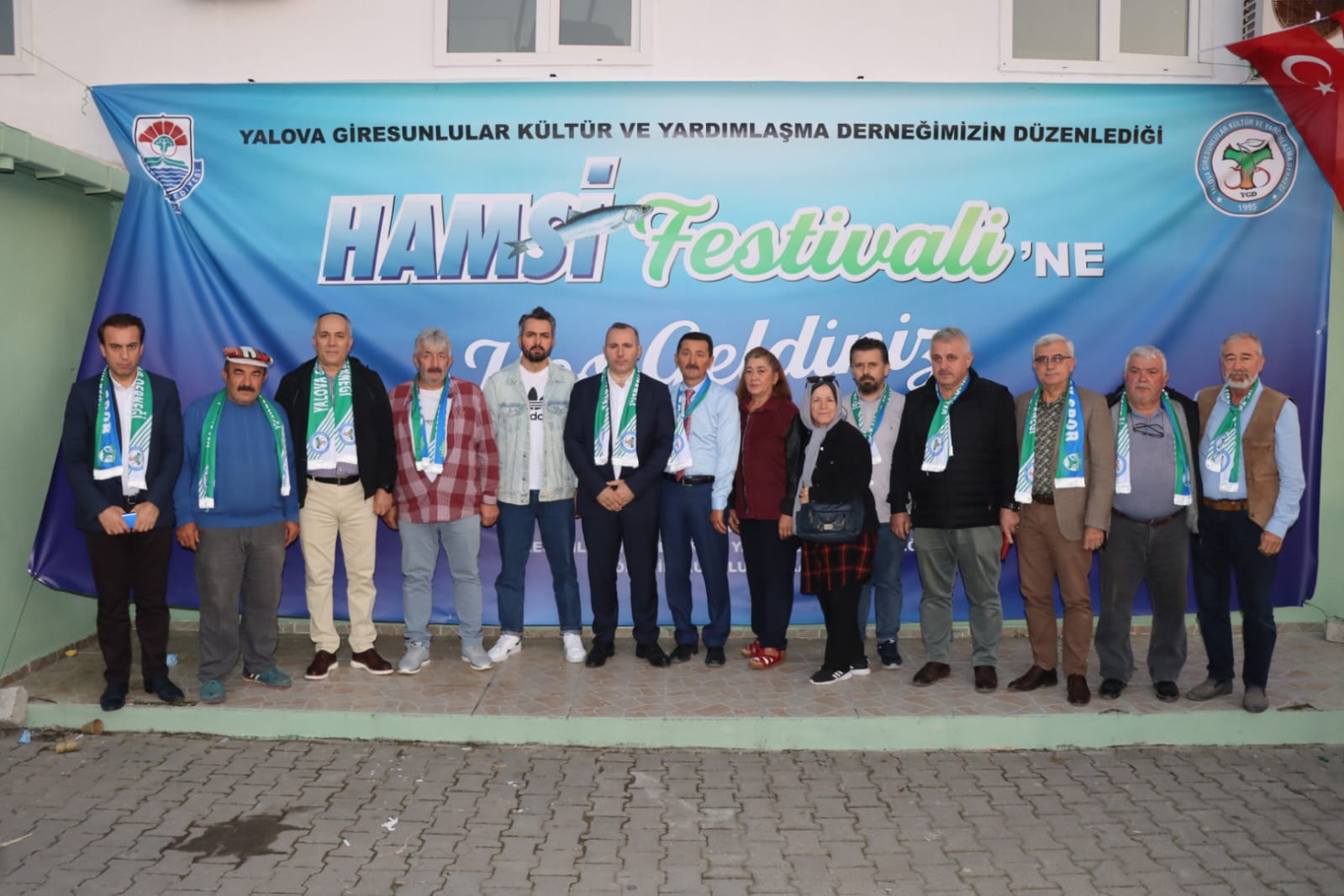 GİRESUNLULARDAN HAMSİ FESTİVALİ 