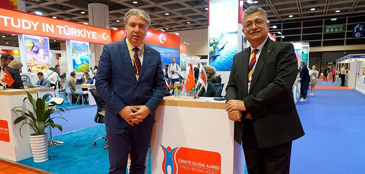 YALOVA ÜNİVERSİTESİ HONG KONG'DA