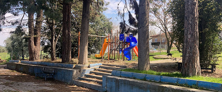 KÖYLERDE ÇOCUK PARKLARI YENİLENİYOR