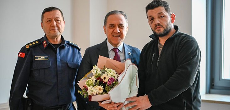 TÜRKİYE'NİN KONUŞTUĞU BABAYA ZİYARET