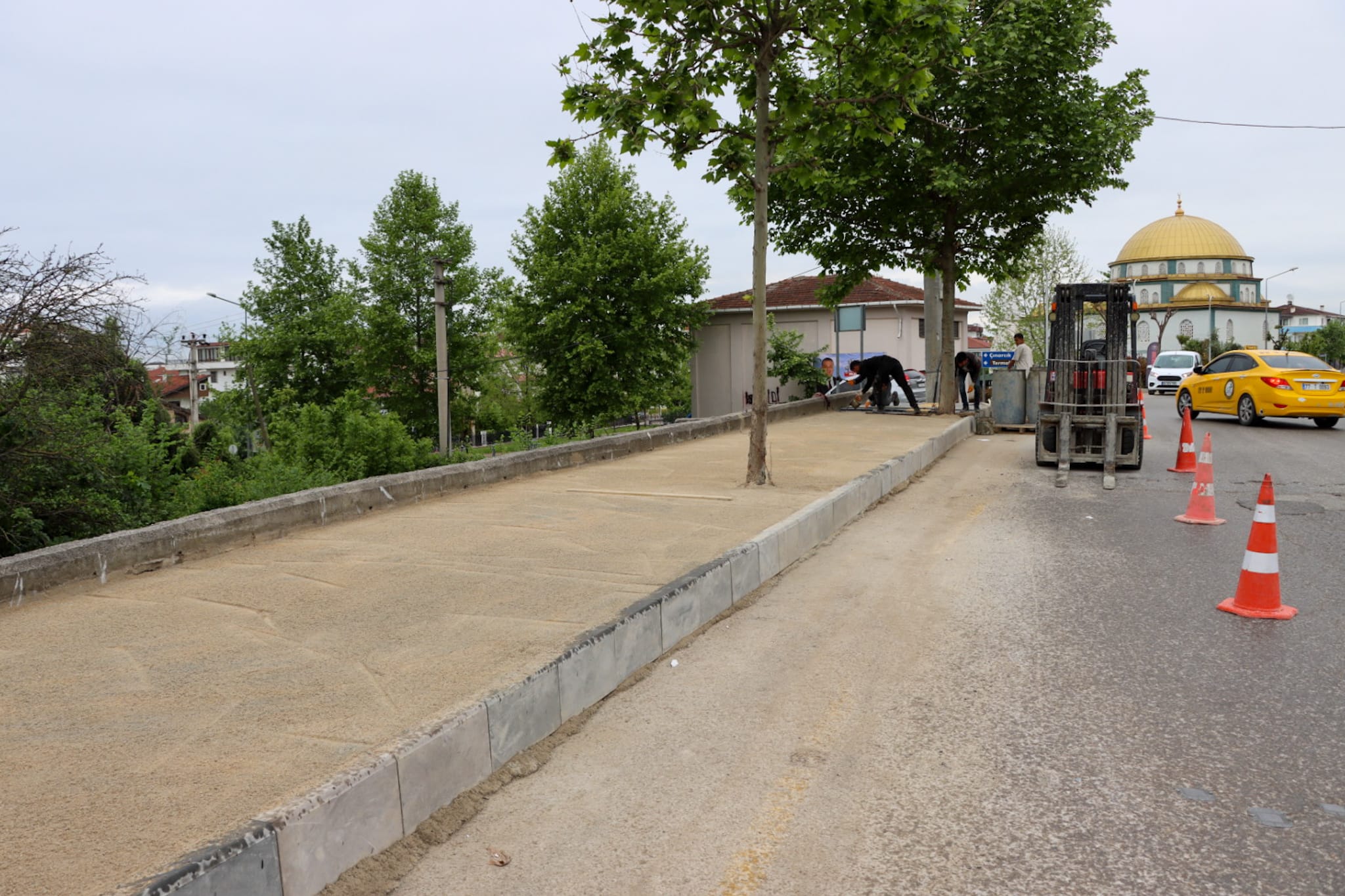 VATAN CADDESİNDE ÇALIŞMALAR SÜRÜYOR