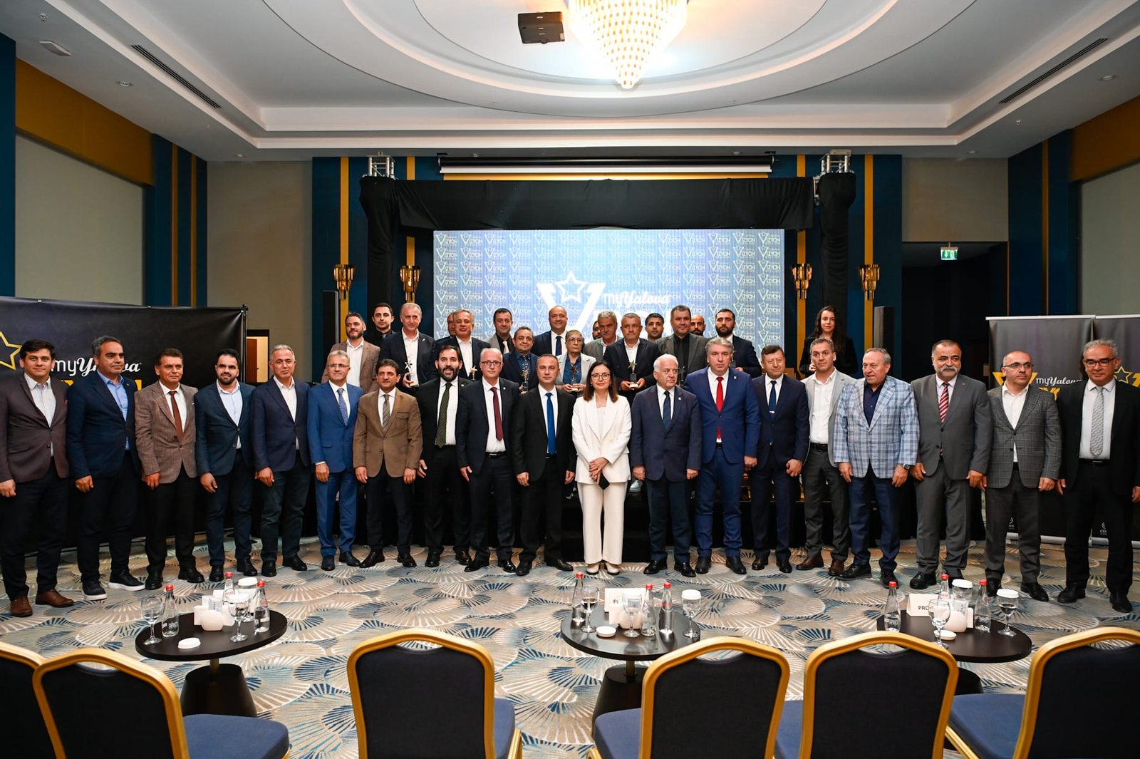 VİZYON ÖDÜLLERİ SAHİPLERİNİ BULDU