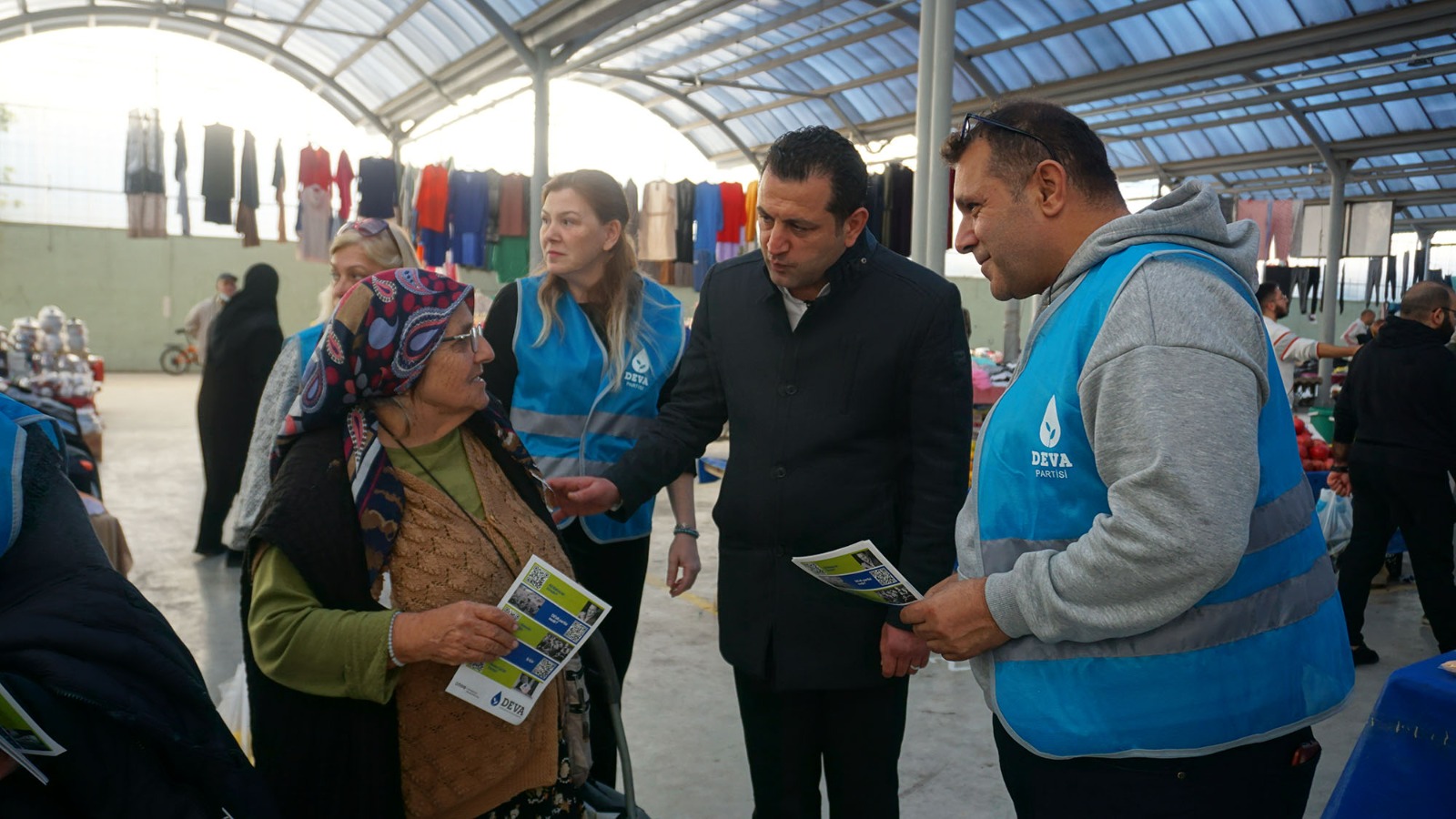  DEVA'DAN PAZARCI ESNAFINA ZİYARET