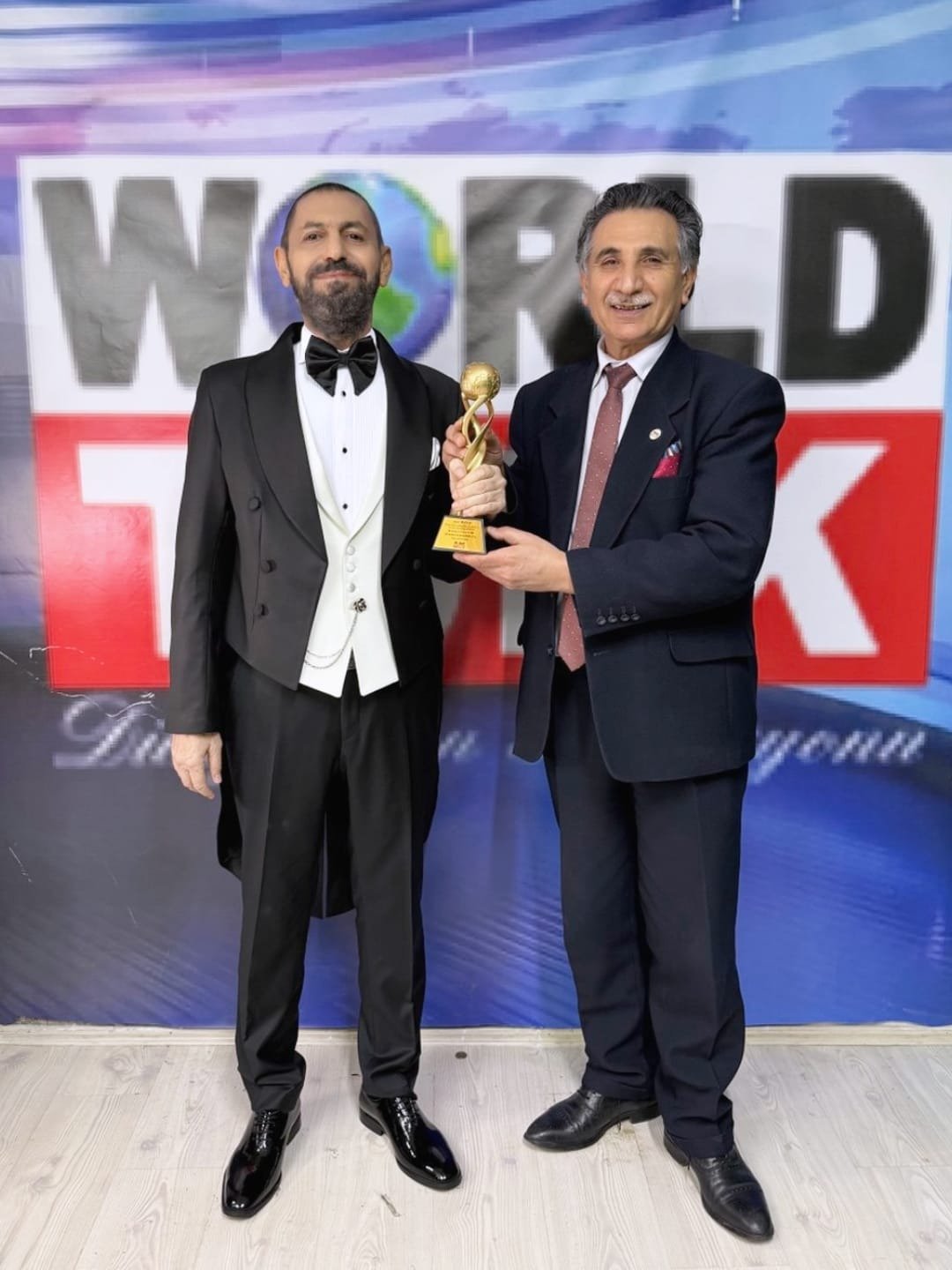 AKİF MANAL'A KÜRESEL BARIŞ ÖDÜLÜ