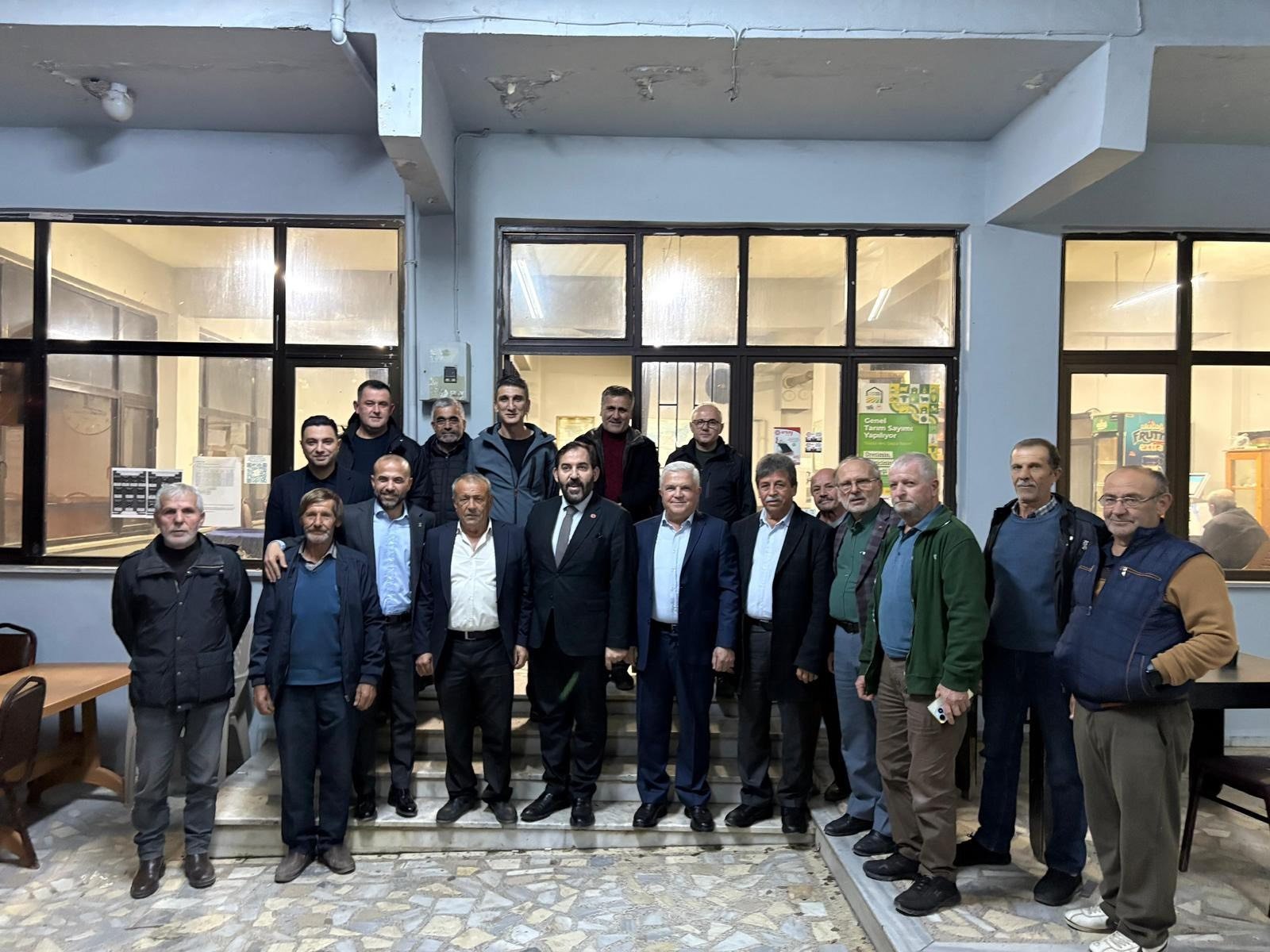 AK PARTİ'DEN KÖYLERE ZİYARET YAPILDI