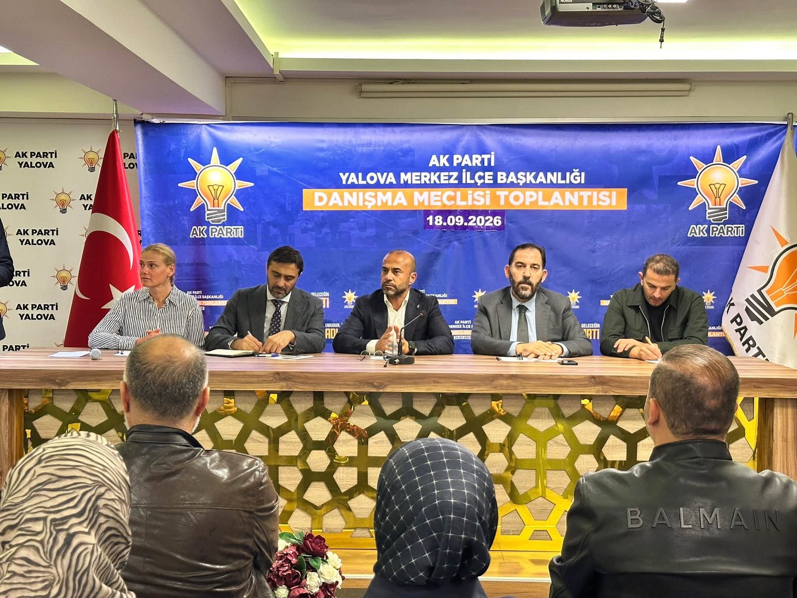 AK PARTİ İLÇE DANIŞMA KURULU YAPILDI