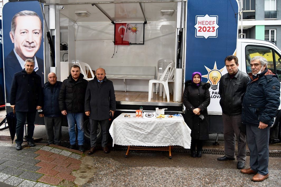 AK PARTİ ALTINOVA'DA AKNOKTA STANDI