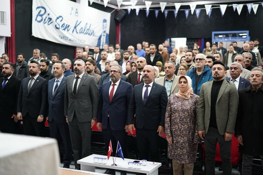 ANAHTAR PARTİ MERKEZ İLÇE KONGRESİ 