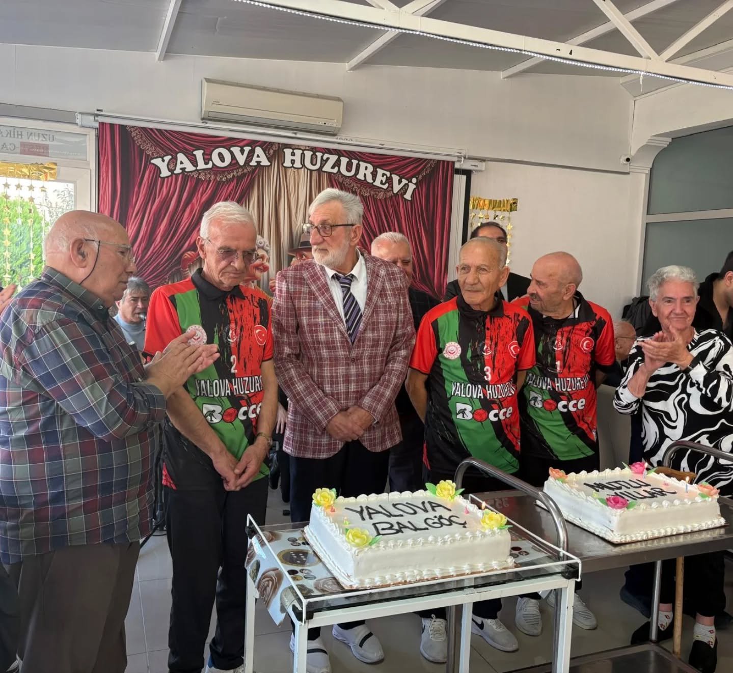 YALOVA BAL-GÖÇ'TEN HUZUREVİ ZİYARETİ