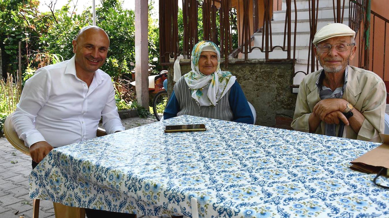 ALTINOVA'DA YAŞLILARA ZİYARET YAPILDI