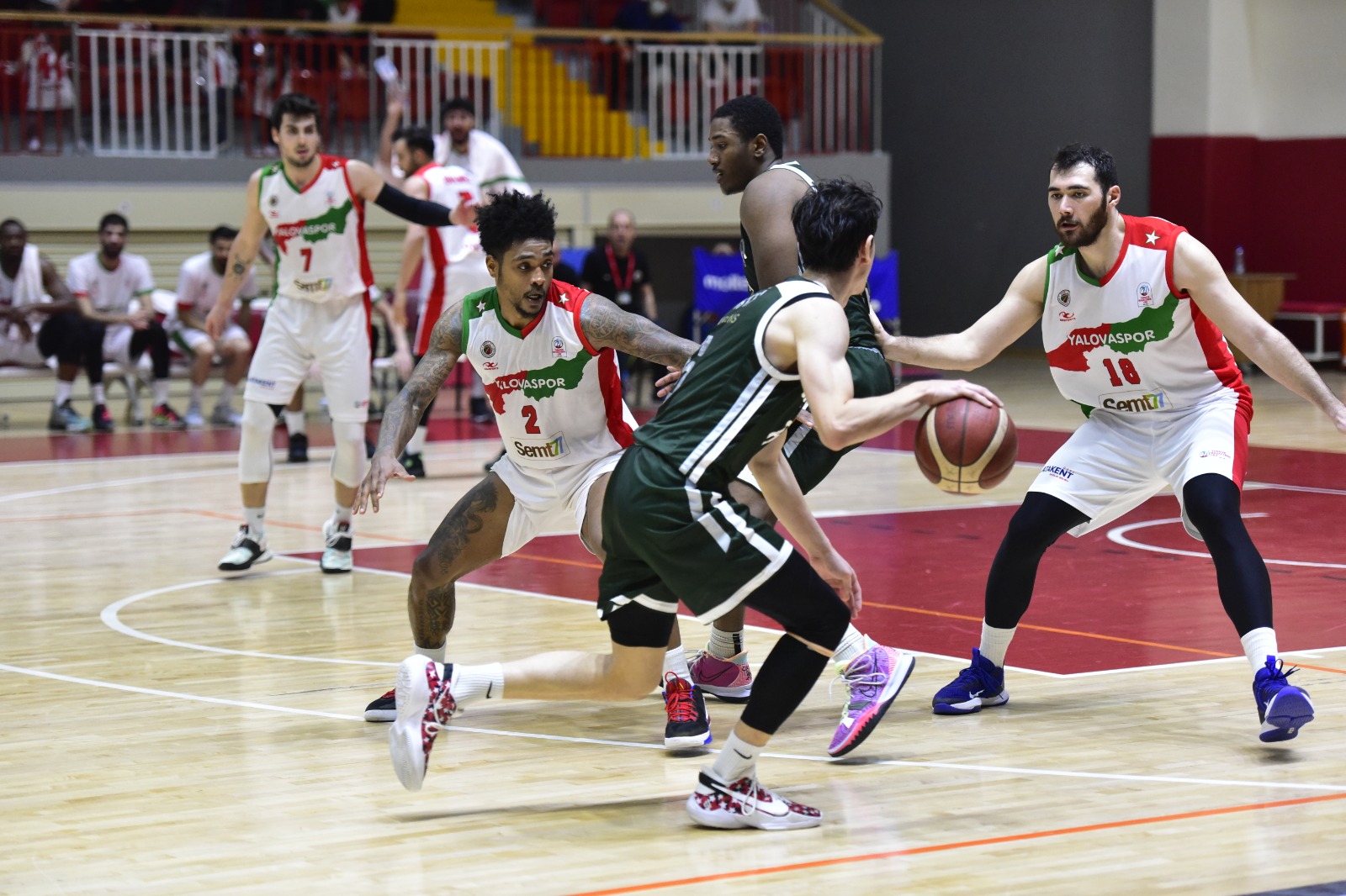 YALOVA 84 BORNOVA 79