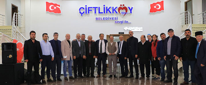 ÇİFTLİKKÖY'DE KIRIM GECESİ YAPILDI