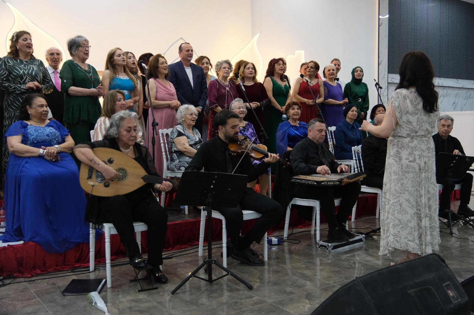 ÇİFTLİKKÖY’DE ANNELER GÜNÜ KONSERİ