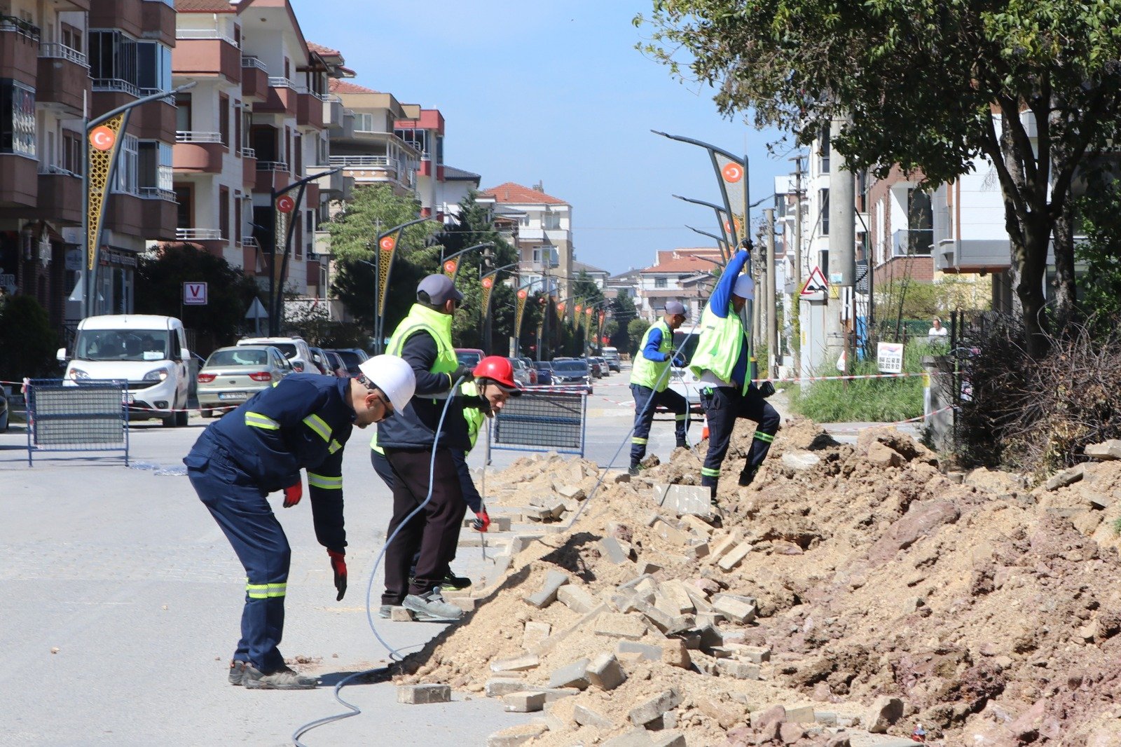 ÇİFTLİKKÖY 2. ETAP AYDINLATMA ÇALIŞMASI