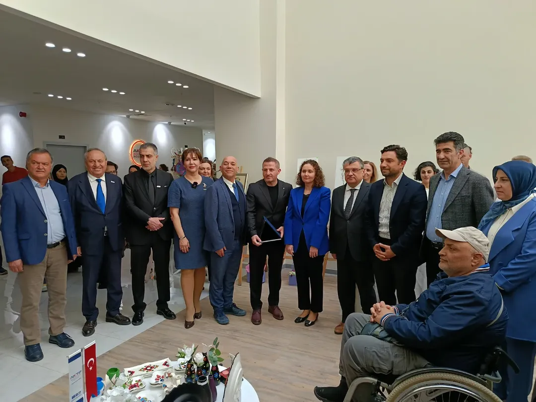 YALOVA'DA ENGELLERİ AŞAN SERGİ