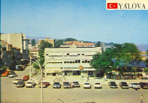 1980 YILI ATACAN ÇAY BAHÇESİ VE MEYDAN