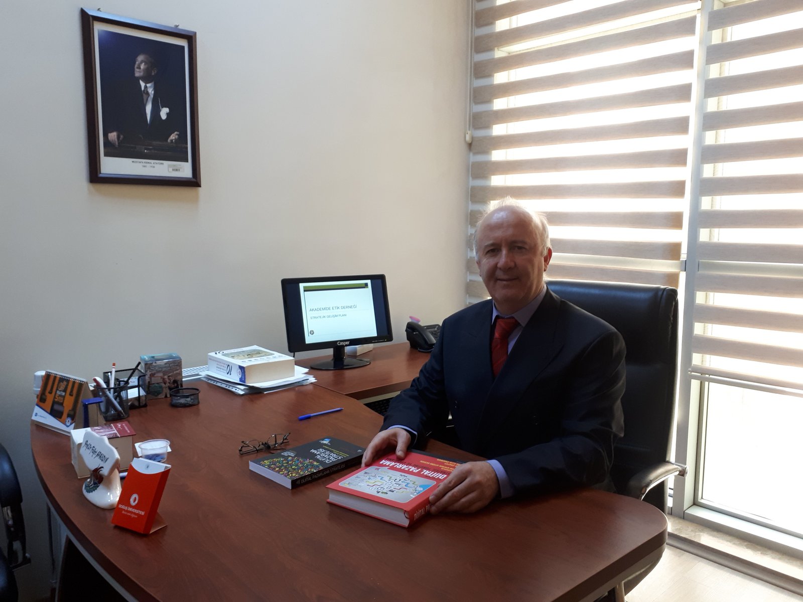 TEŞEKKÜR GELMEYİNCE BAKANLIĞA DAVA 