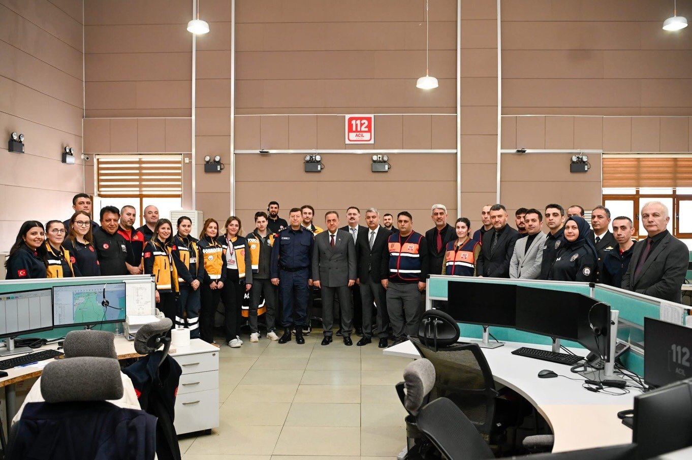 GAMER TOPLANTISI VALİ KATILIMIYLA YAPILDI