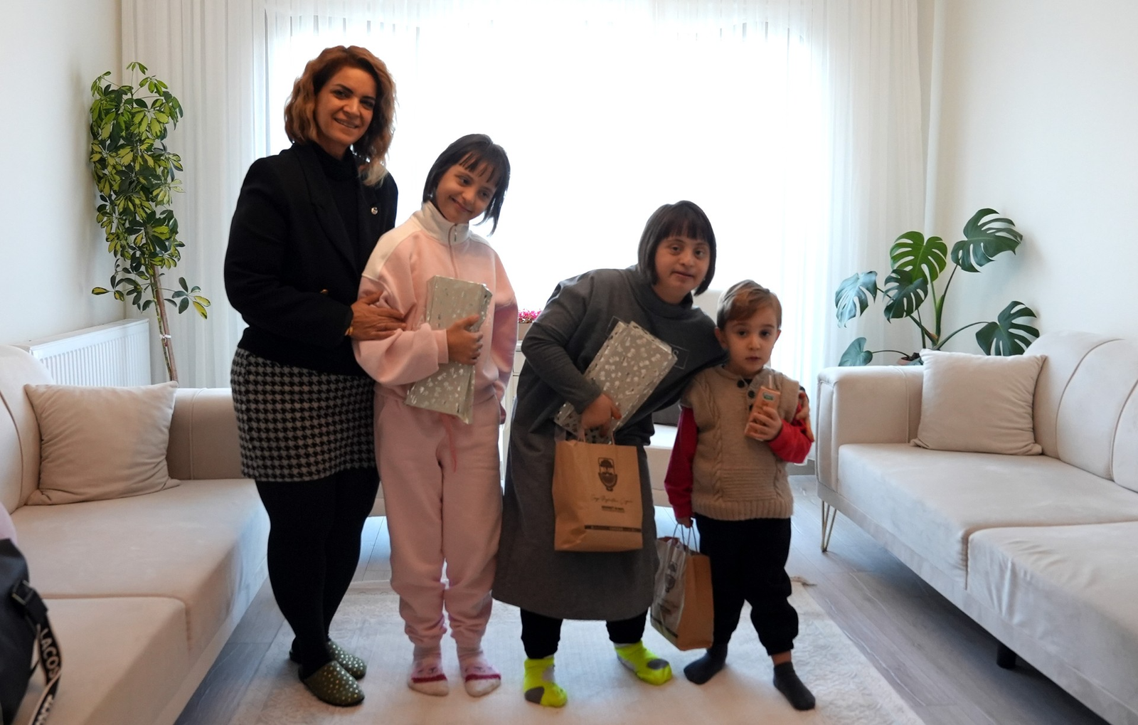 BELEDİYEDEN ÖZEL BİREYLERE DESTEK