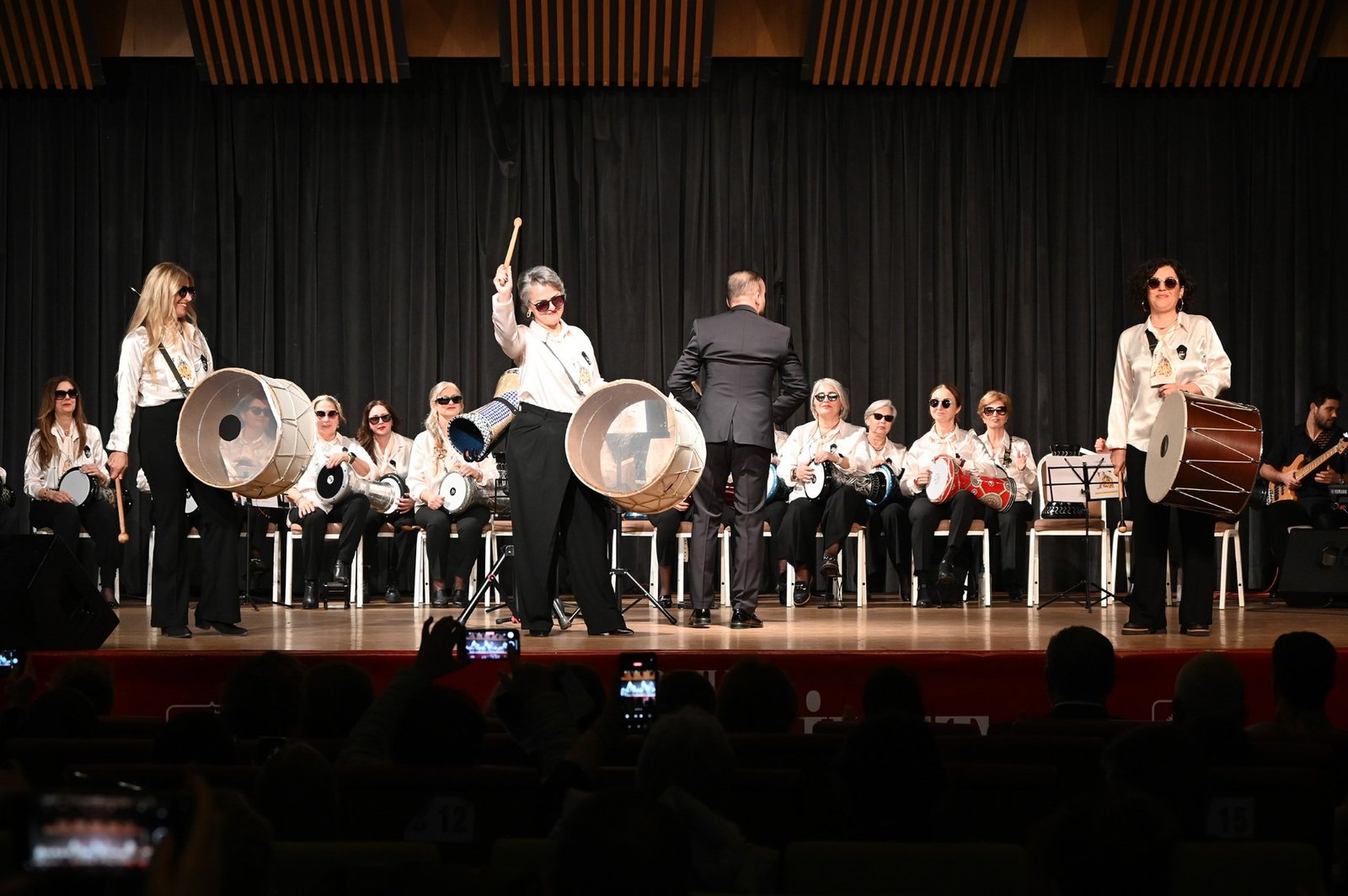 MİMOZA KADIN RİTİM GRUBU’NDAN MUHTEŞEM GECE