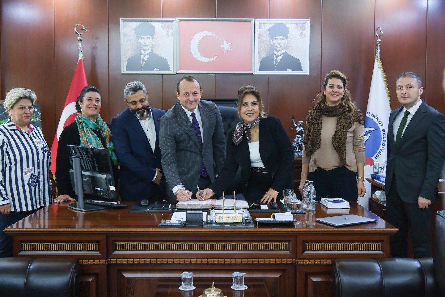 ÇİFTLİKKÖY'DE TOPLU SÖZLEŞME İMZALANDI