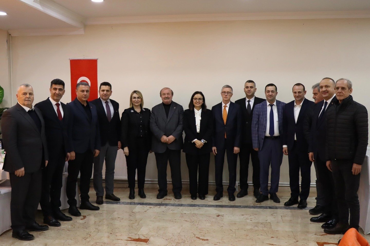  VALİ  DR. HÜLYA KAYA YALOVA'YA VEDA ETTİ 