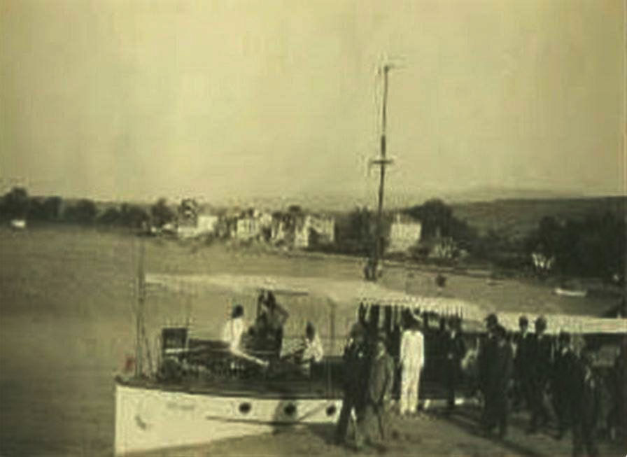 1933 YILI YALOVA İSKELESİNDE BEKLEYENLER