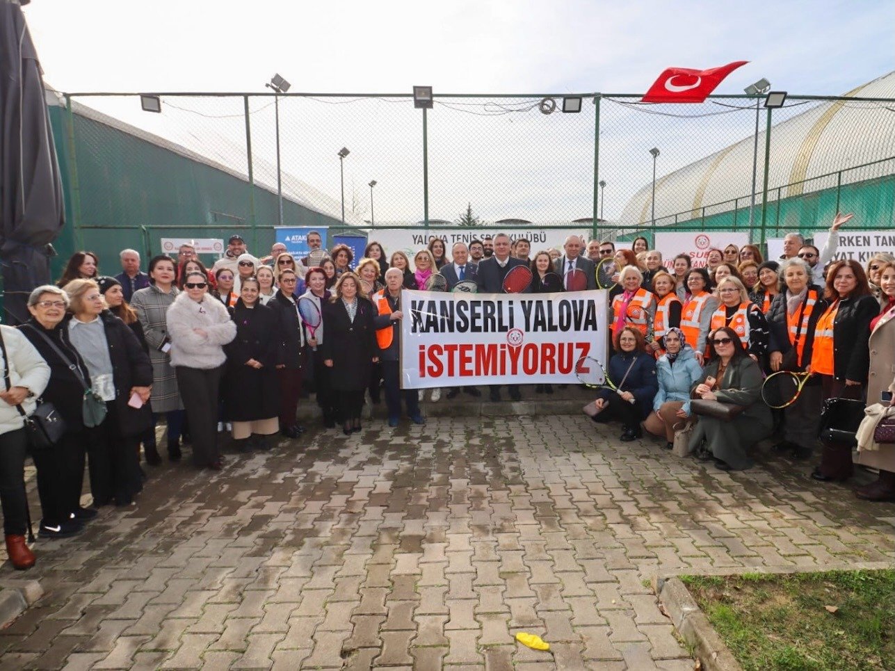 KANSER GÜNÜNDE FARKINDALIK ETKİNLİĞİ