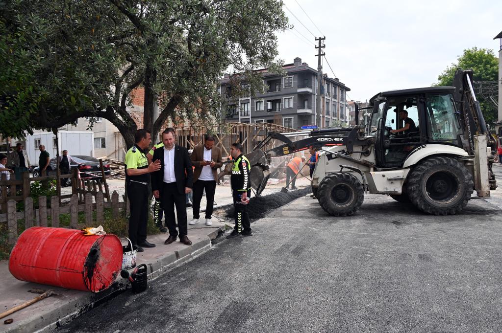 YALOVA'DA ASFALT ÇALIŞMASI SÜRÜOR